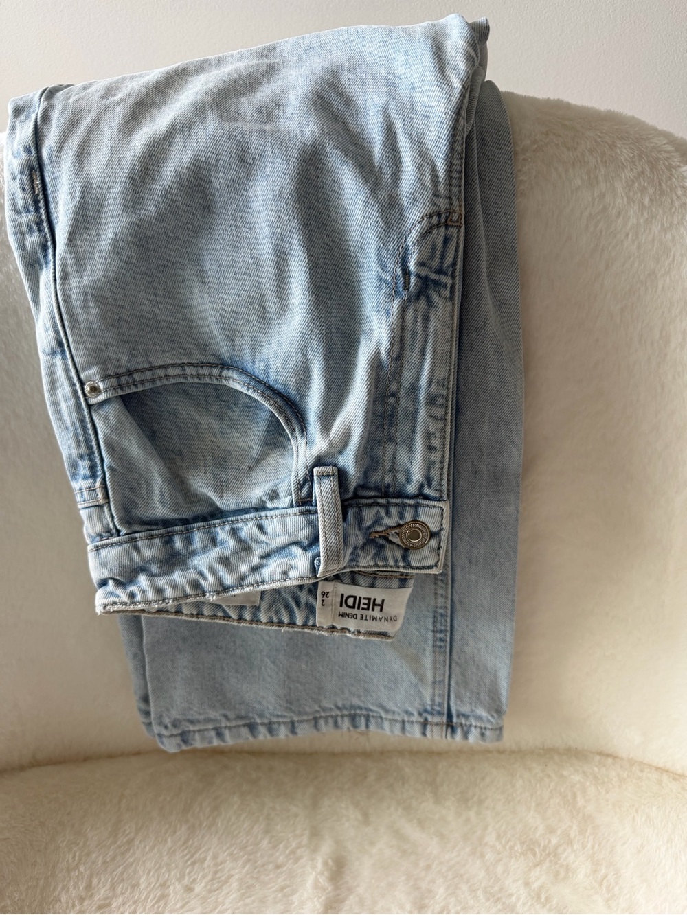 Dynamite- Heidi High Rise Wide Leg Jeans - Picture 5 of 5